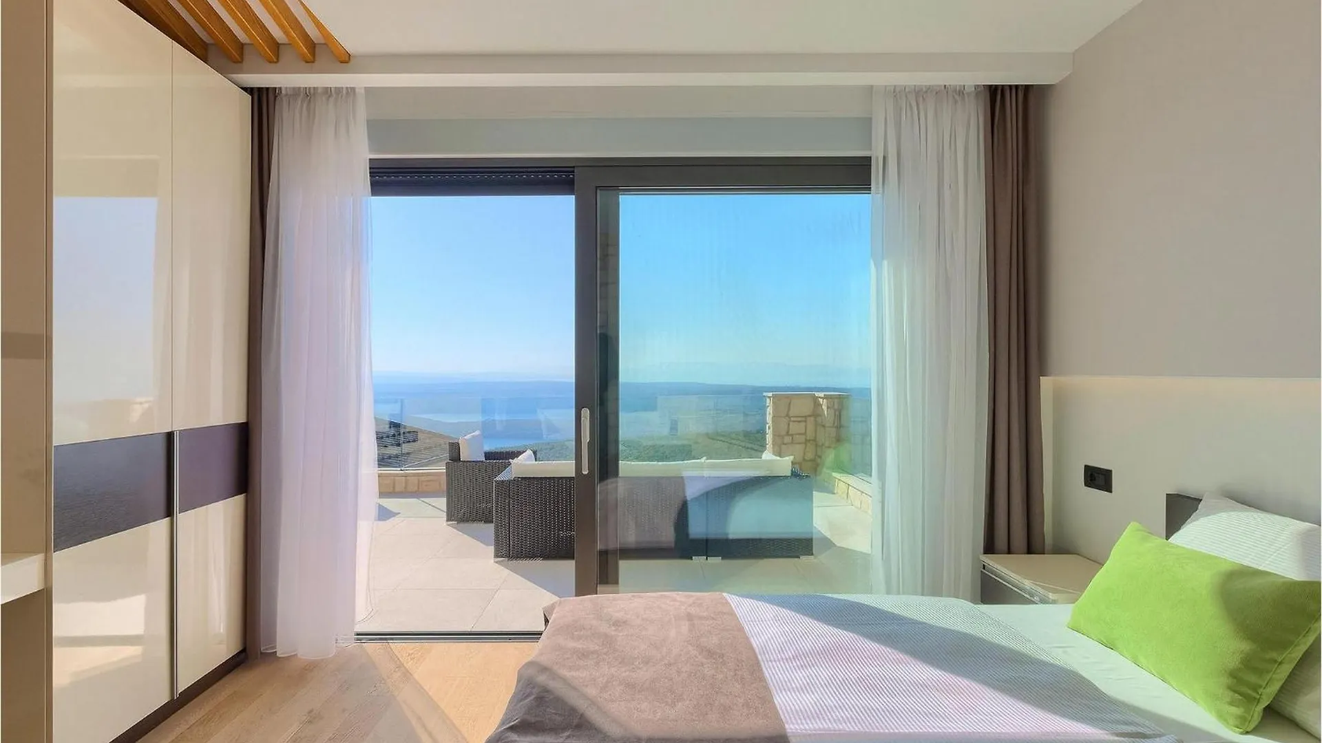 Holiday home Villa Infinity Grmani